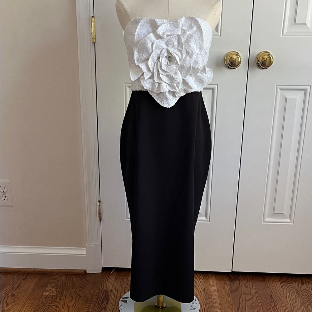 Betsy & Adam Black Midi Dress with White Floral Bodice